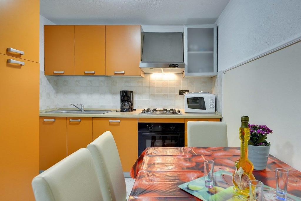 Villa Semy Пазин Екстериор снимка